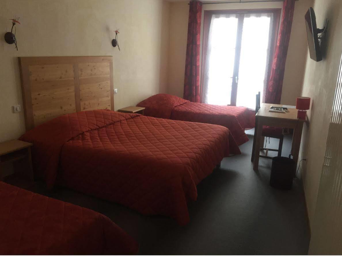 Hotel Le Bilboquet Le Puy-en-Velay Exterior foto